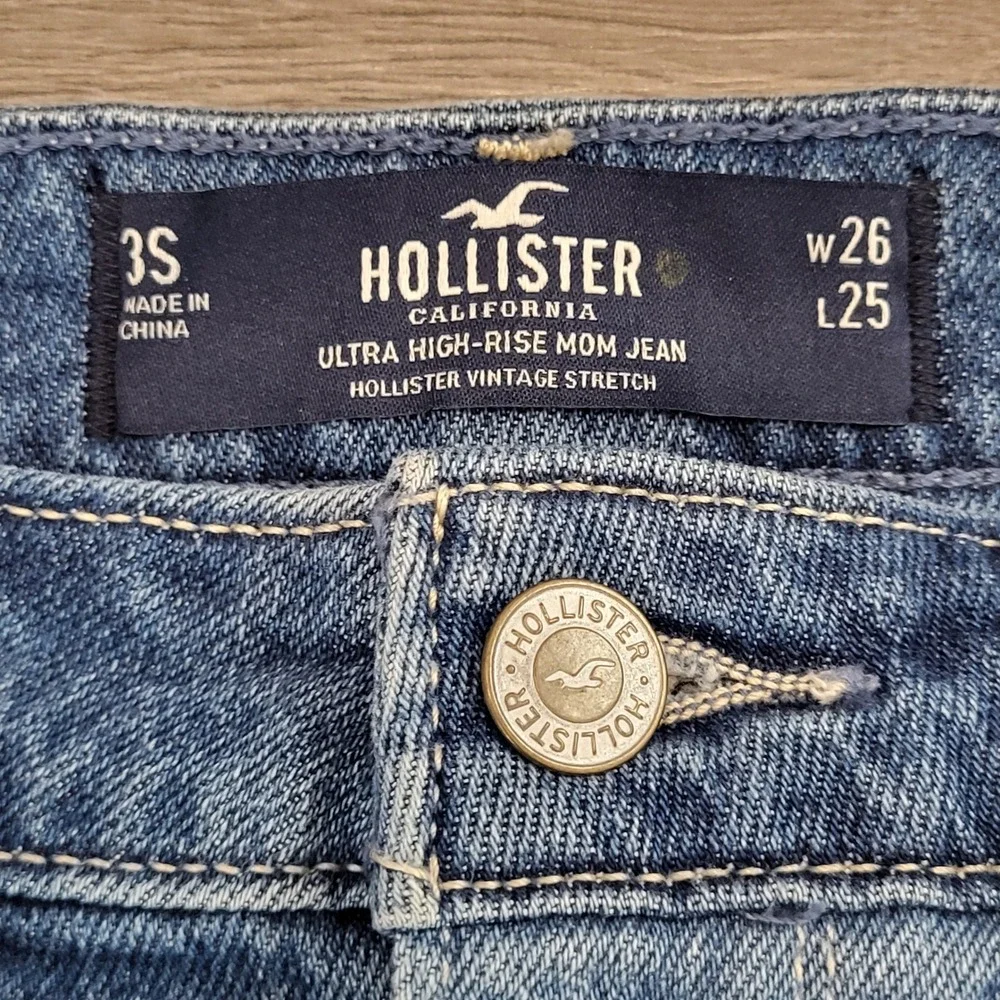 Hollister Ultra High-Rise‎ Mom Jean Denim Patchwork Colorblock Blue 3S 26x25